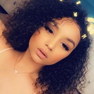 Meet your Posher, Alexandria